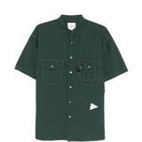 Camicia a maniche corte con moschettone in verde And wander - uomo 