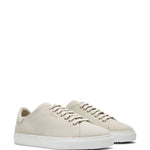 Sneakers in pelle scamosciata con stampa logo in bianco Axel arigato - uomo 