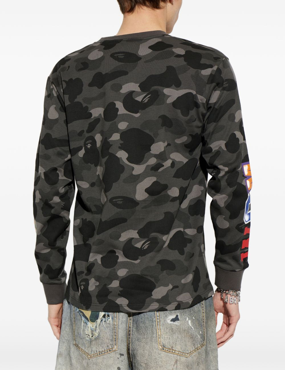 T-shirt con stampa mimetica e dettagli squalo in nero A bathing ape - uomo 