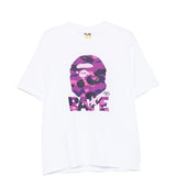 T-shirt con logo in bianco A bathing ape - uomo 