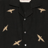 Camicia a maniche corte con ricamo di uccelli in nero Baziszt - uomo 