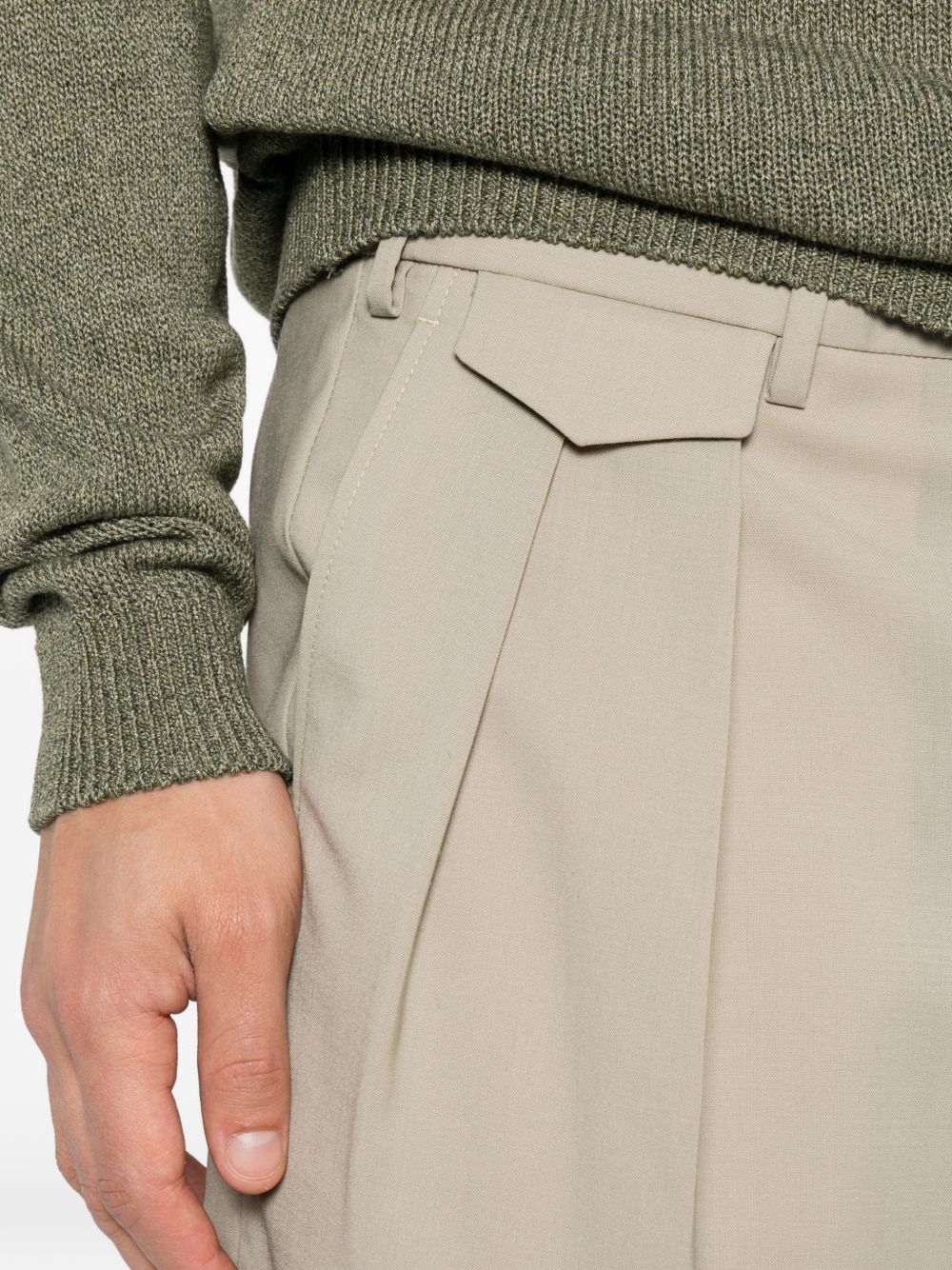 Pantaloncini Bedfords a pieghe con taschino portamonete in verde Briglia 1949 - uomo 