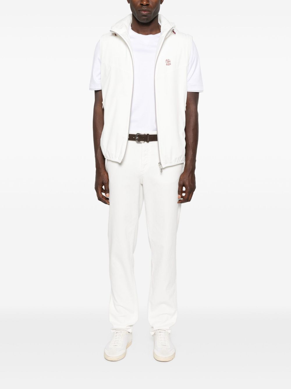 T-shirt con logo a girocollo in bianco Brunello cucinelli - uomo 