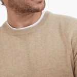 Maglione a girocollo in beige Brunello cucinelli - uomo 