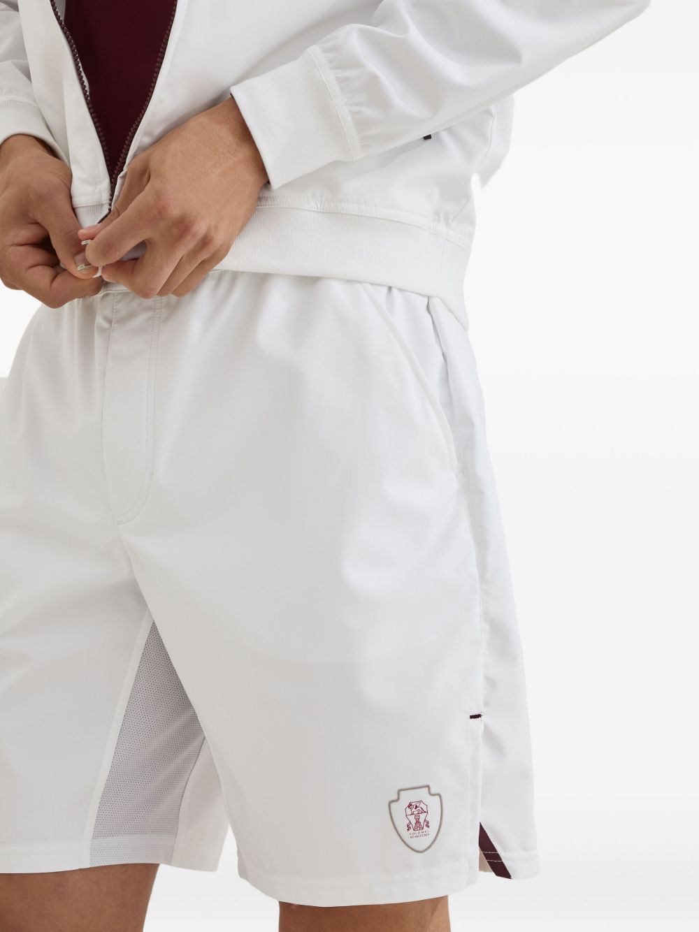 Shorts con vita elasticizzata in bianco 