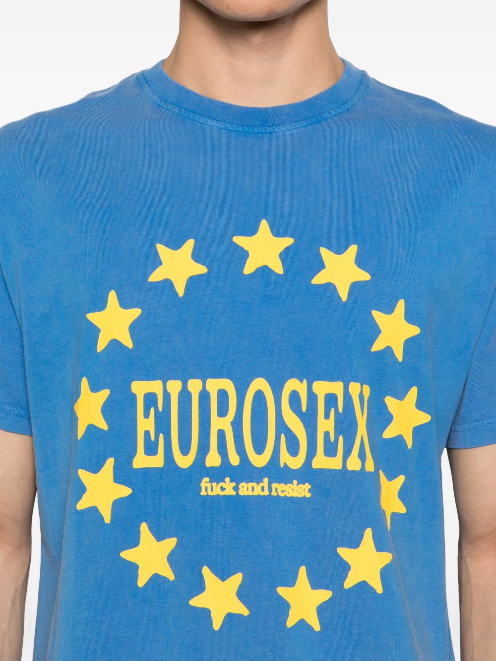 T-shirt con stampa stelle in blu Carne bollente - uomo 