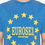 T-shirt con stampa stelle in blu Carne bollente - uomo 