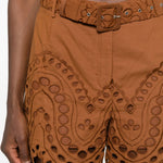 Shorts dune in broderie-anglaise con cintura in marrone Charo ruiz ibiza 1989 - donna 