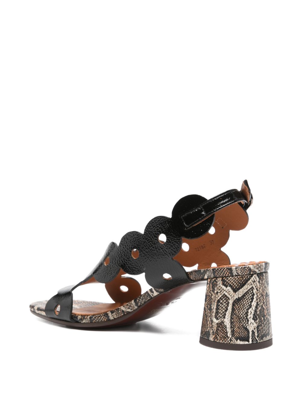 Sandali a smerlo in nero Chie mihara - donna 