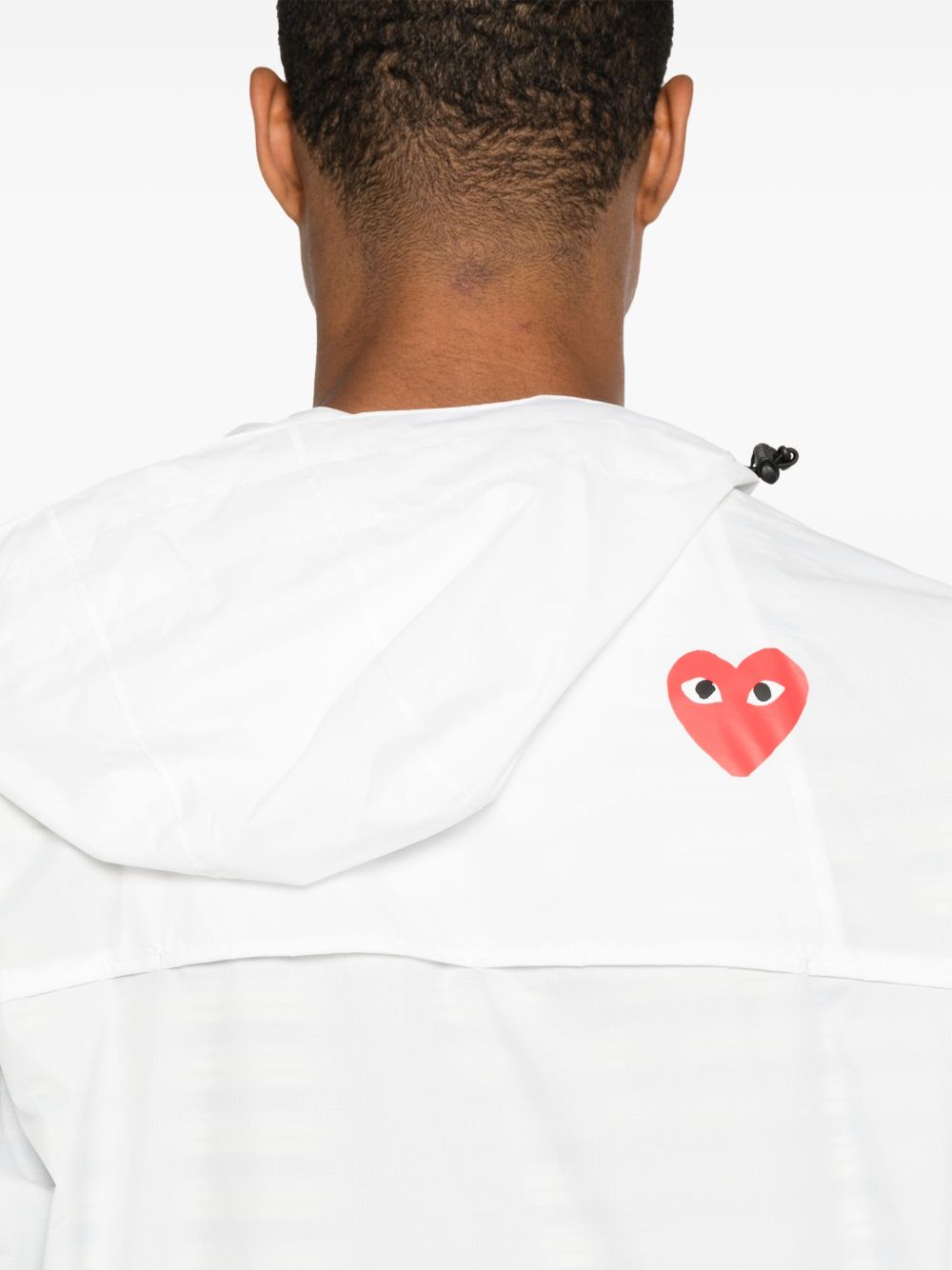 Impermeabile con cappuccio e logo in bianco Comme des garcons play x k-way - unisex 