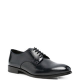 Derby in pelle in nero 