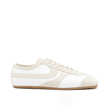 Sneakers con pannelli in bianco 