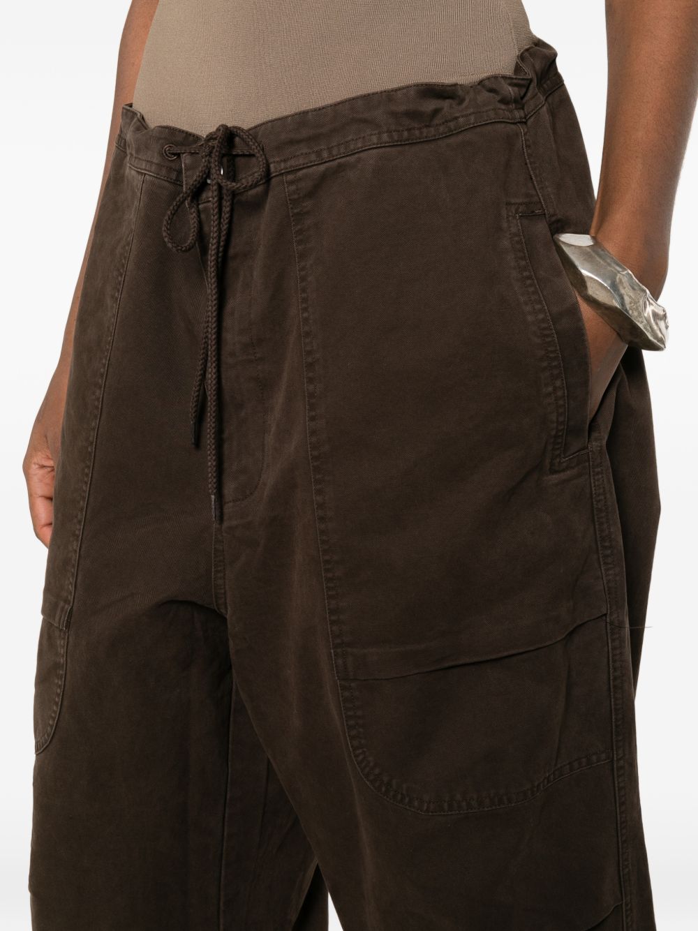 Pantaloni cargo con coulisse in marrone Entire studios - unisex 