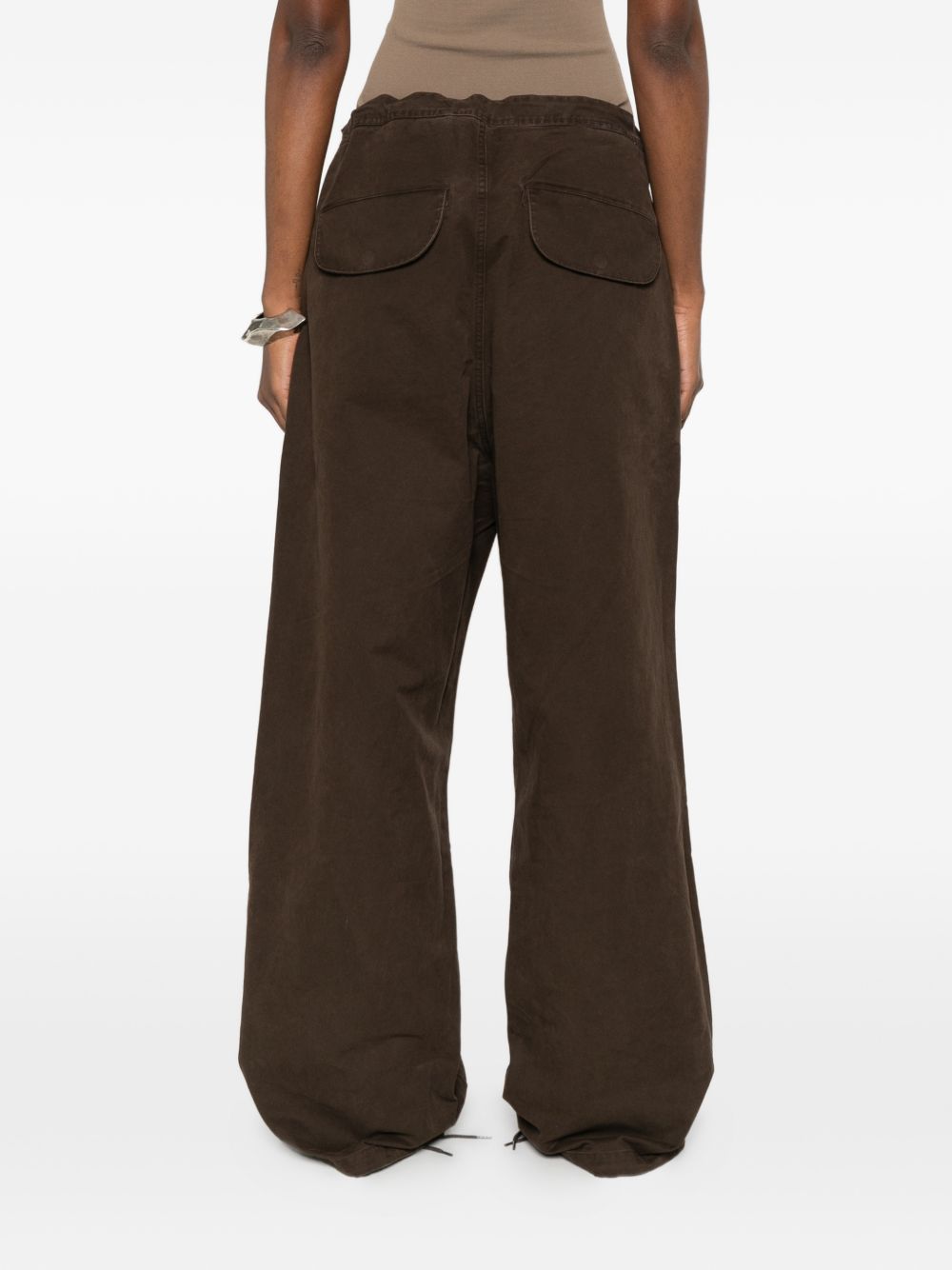 Pantaloni cargo con coulisse in marrone Entire studios - unisex 