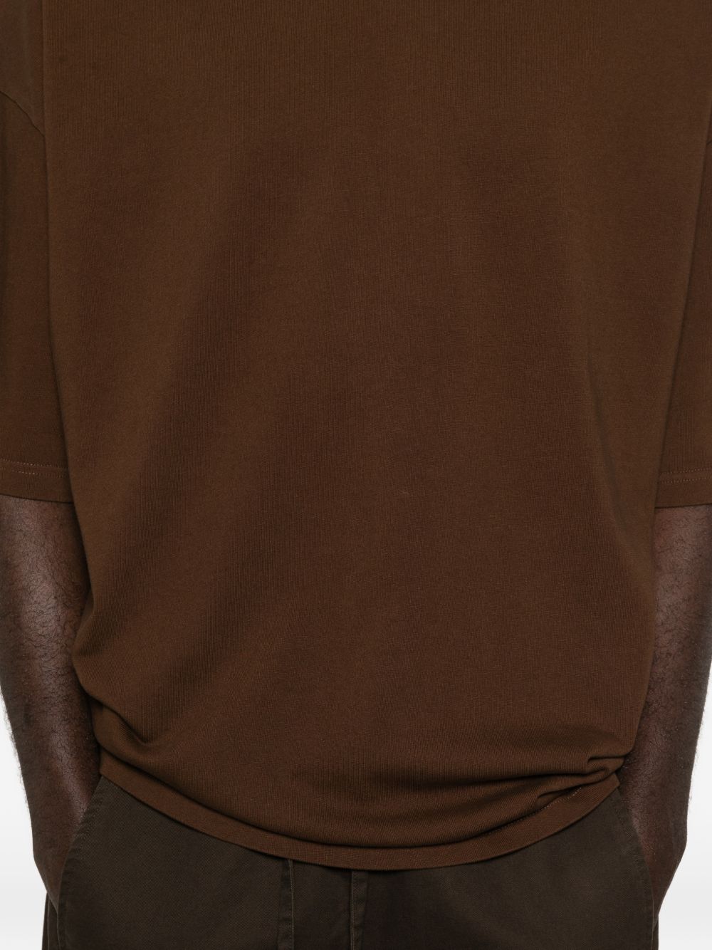 T-shirt squadrata in marrone Entire studios - unisex 