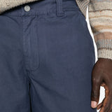 Pantaloni con passanti per cintura in blu Erl - unisex 