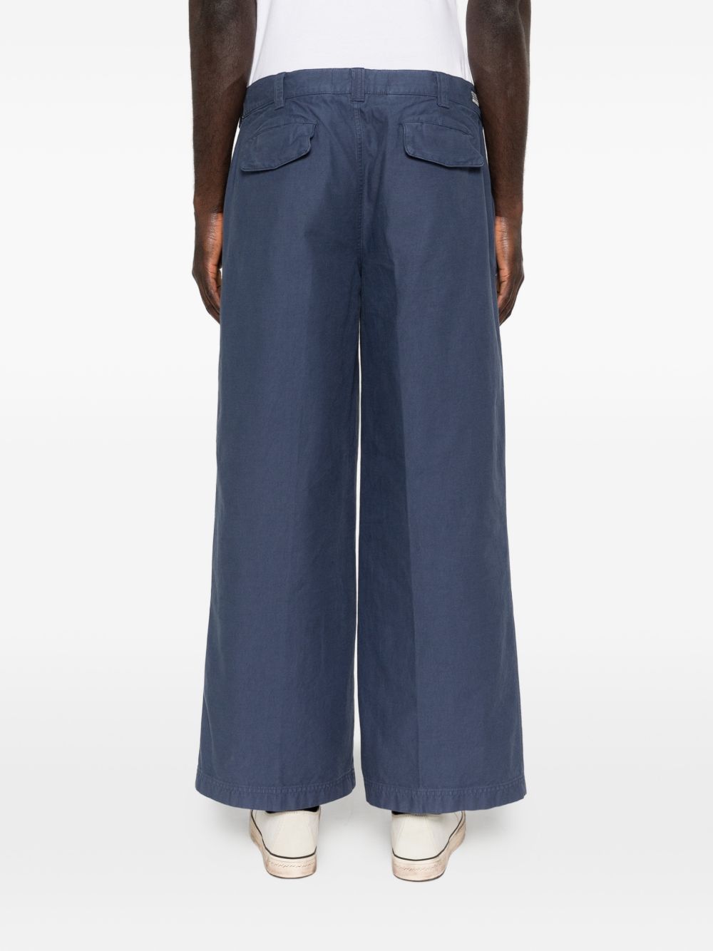 Pantaloni con passanti per cintura in blu Erl - unisex 