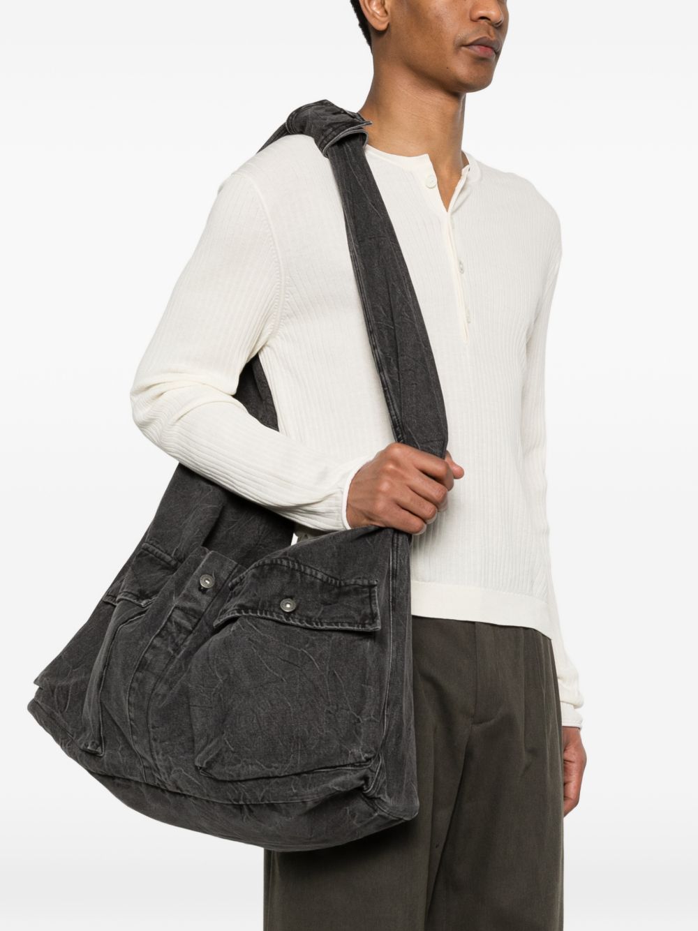 Borsa a spalla con tasche in grigio Feng Chen Wang - uomo 