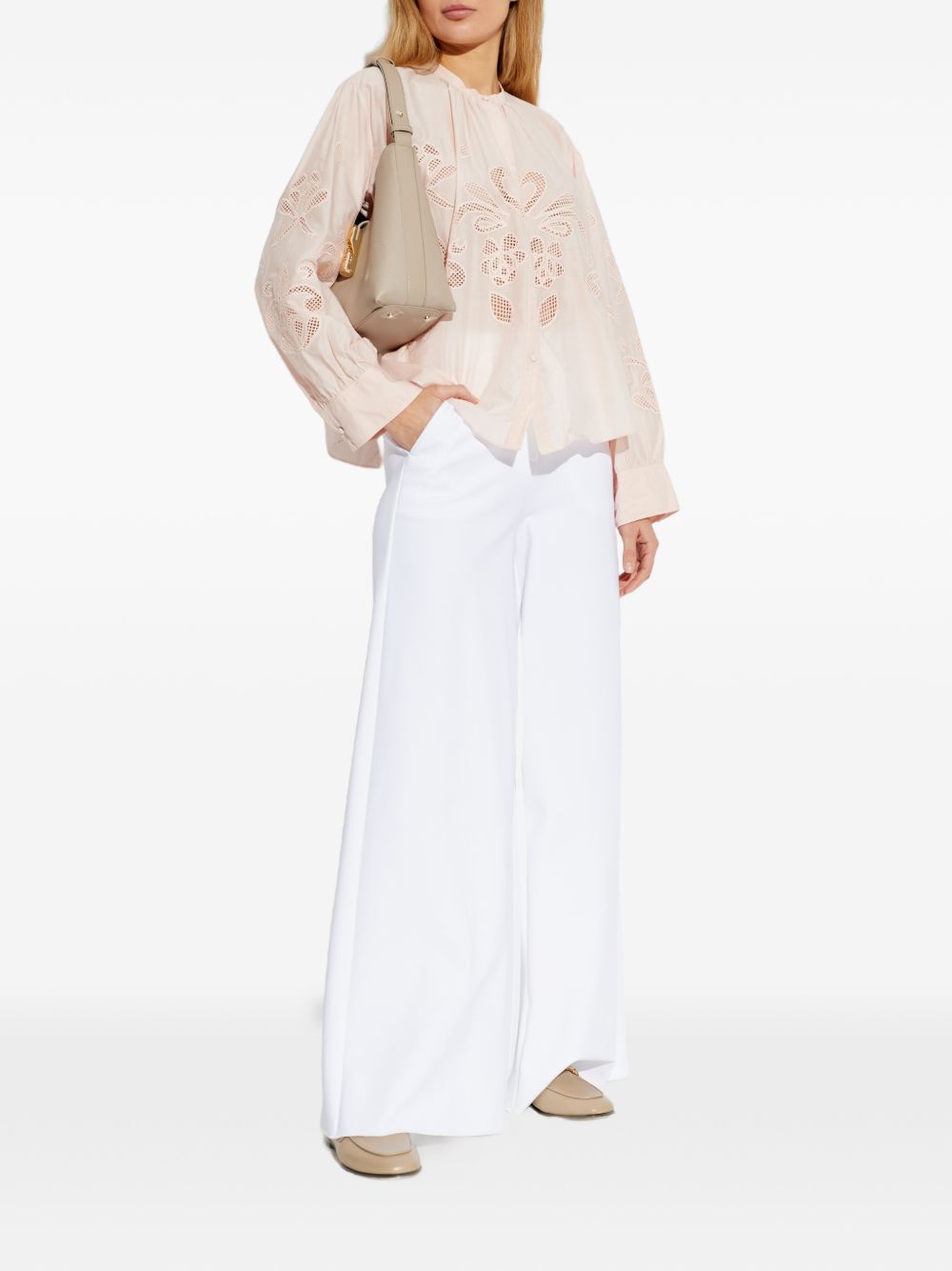 Blusa  ricamata in rosa 