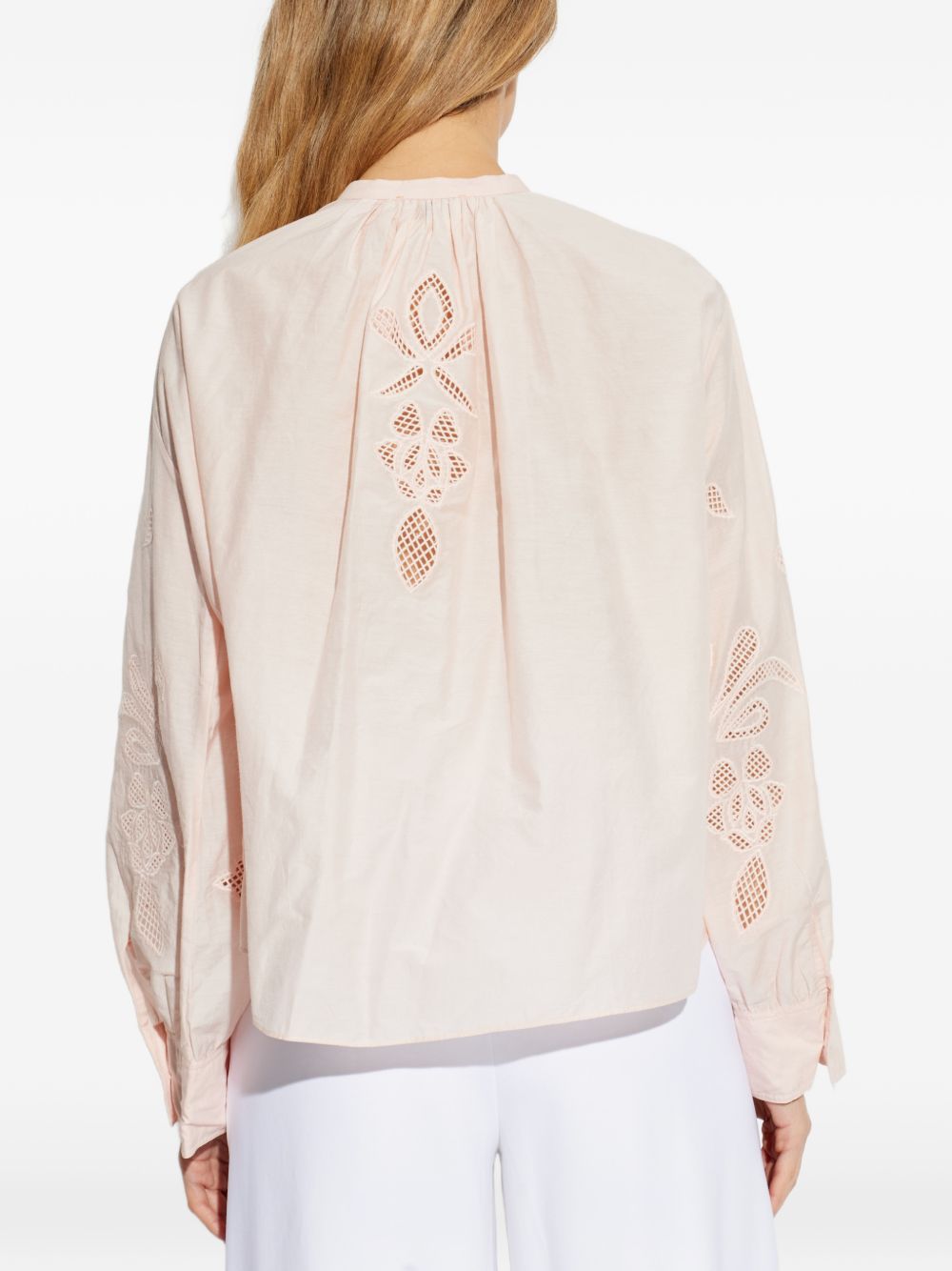 Blusa  ricamata in rosa 