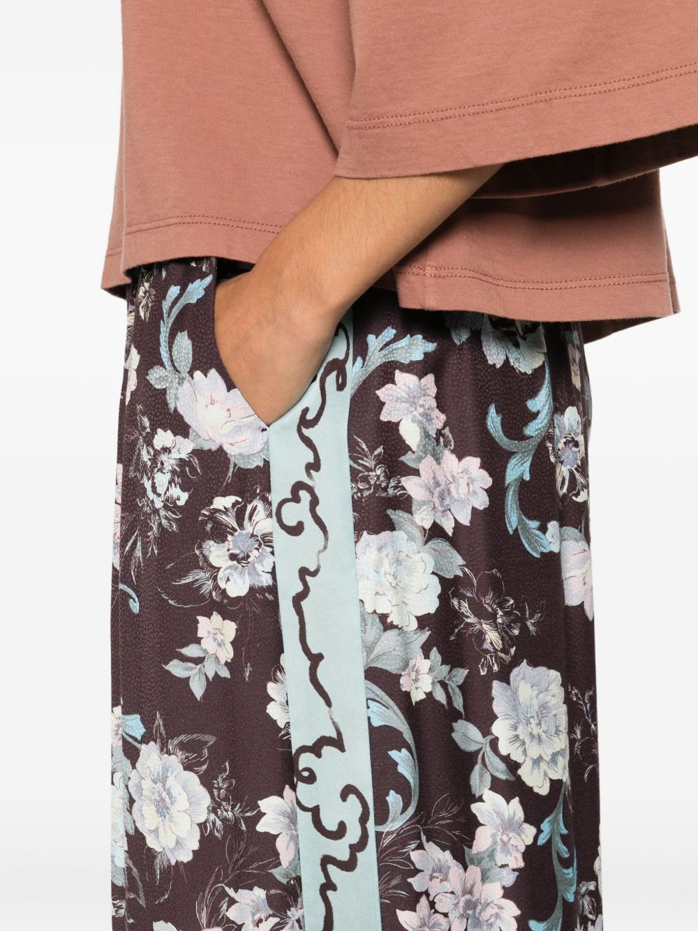 Pantaloni con stampa floreale in marrone Forte forte - donna 