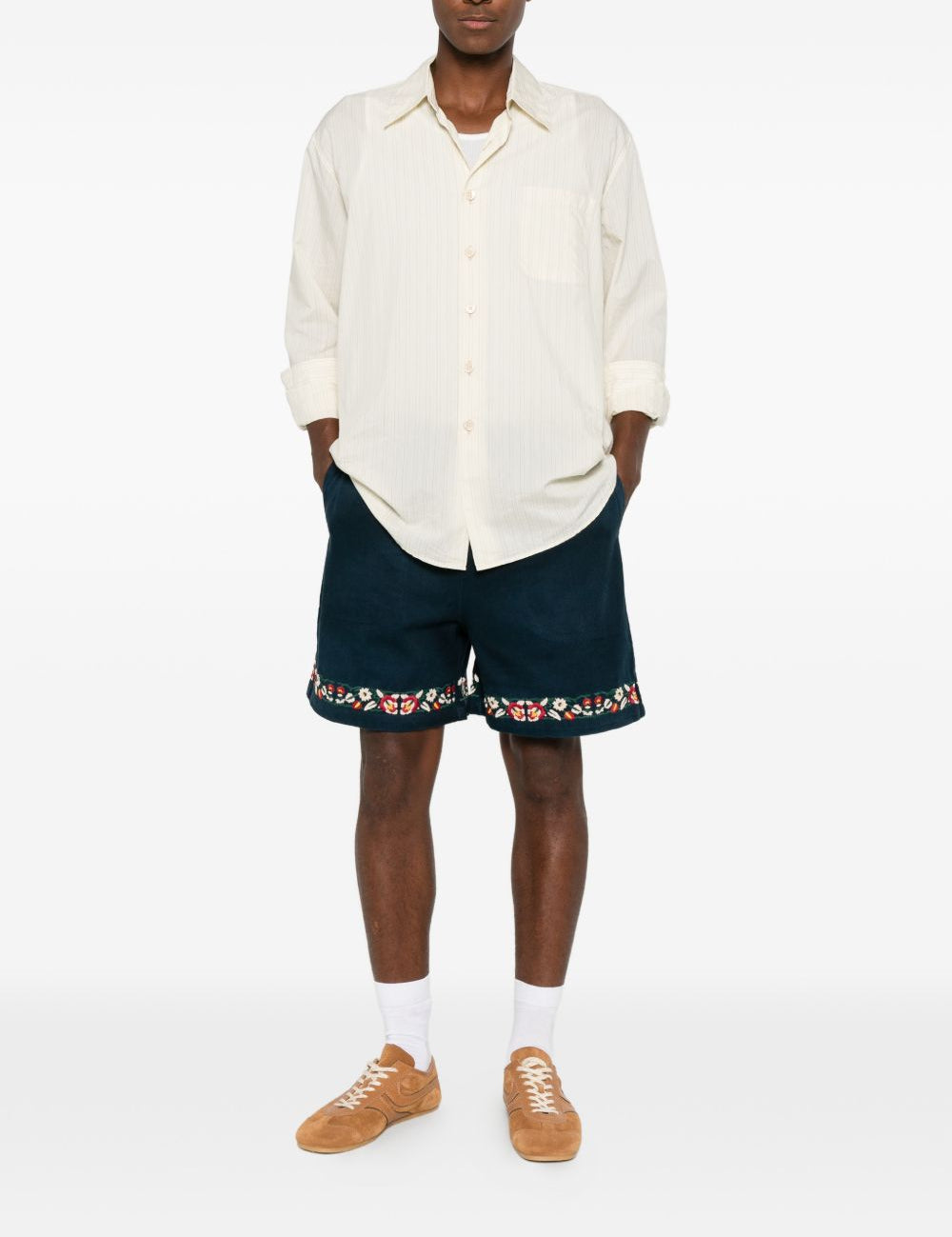 Shorts in twill con ricami floreali in blu Found - uomo 