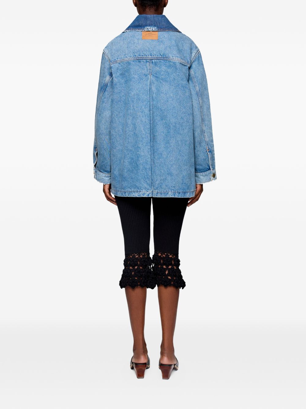 Giacca denim con design patchwork con tasche in blu 