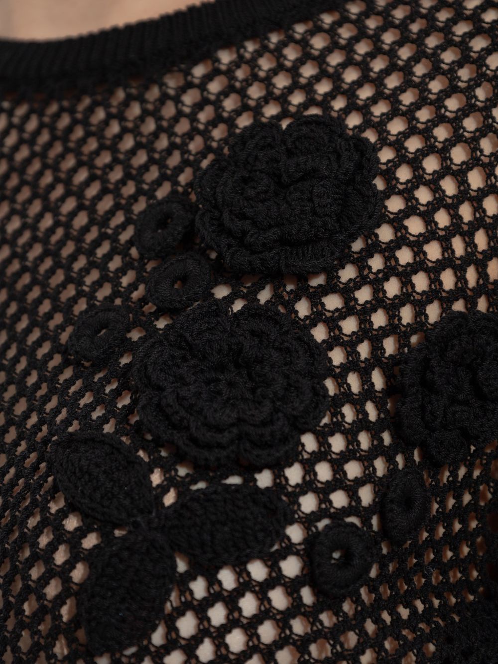 Top all'uncinetto con applicazioni a fiore in nero Ganni - donna 