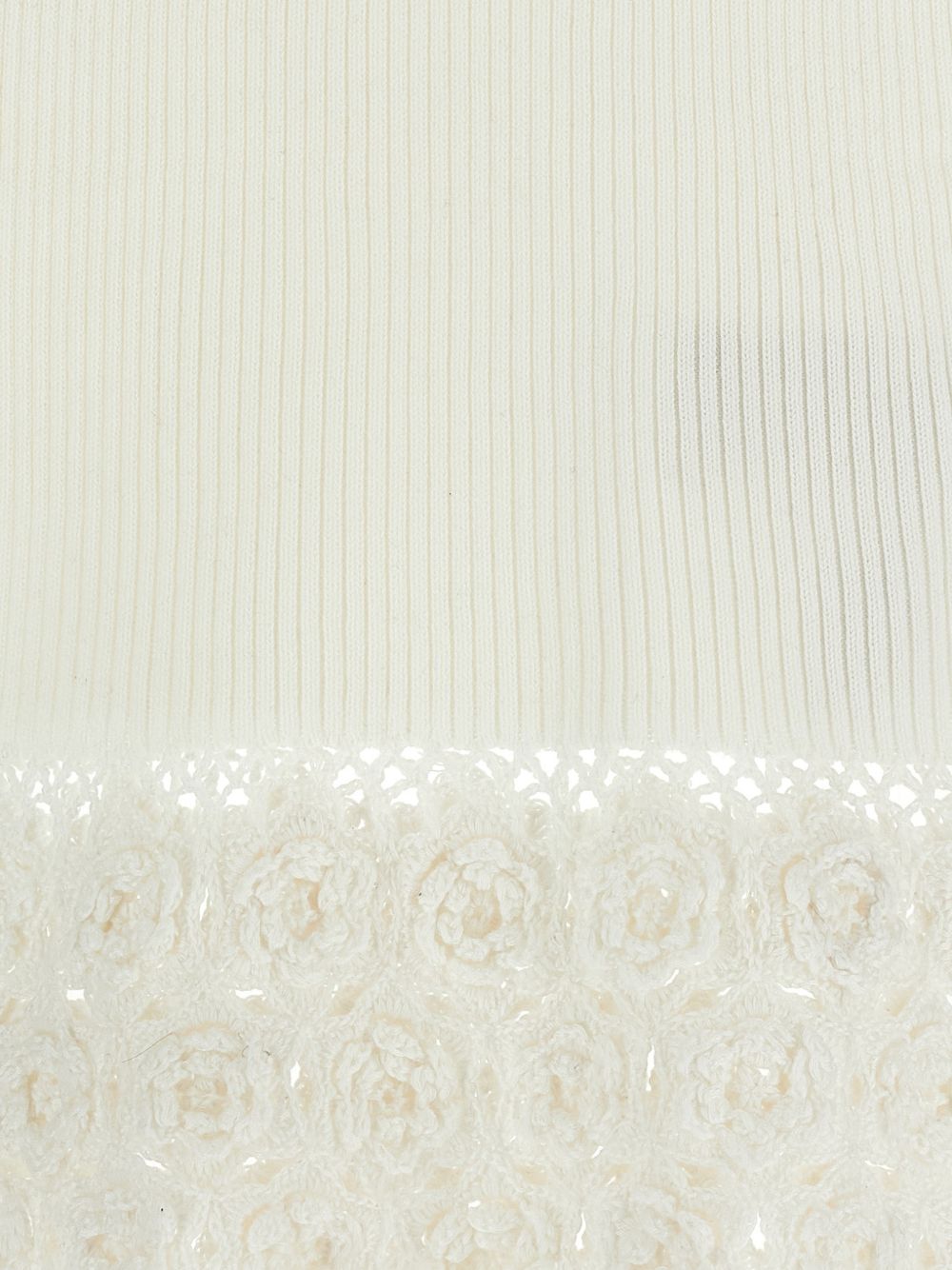 Top con scollo a V e dettaglio all'uncinetto in bianco Ganni - donna 