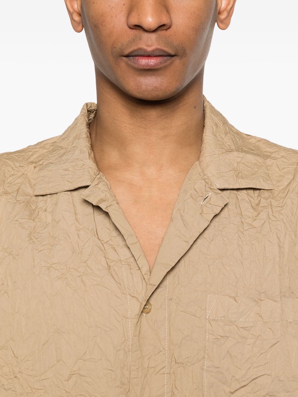 T-shirt con taschino in beige Gongdid design - uomo 