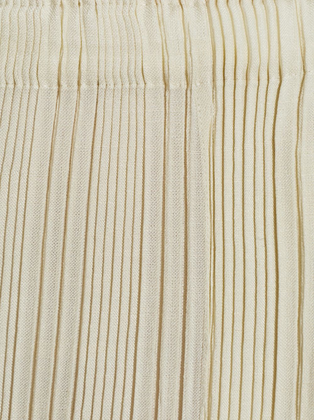 Pantaloni effetto plissé color crema Issey miyake - donna 