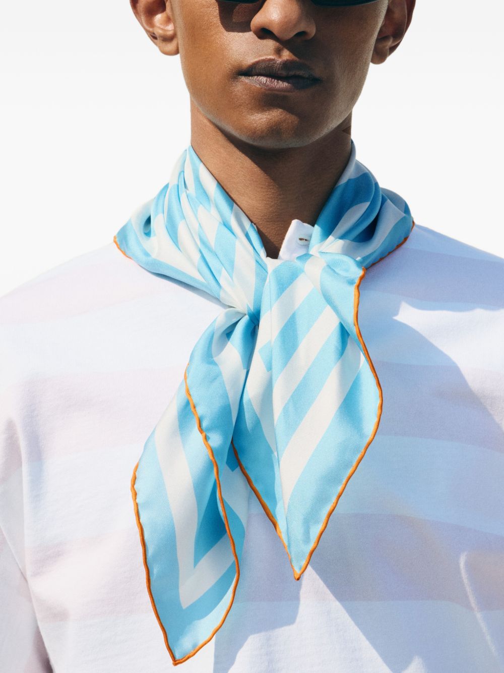 Foulard le foulard a rayures  in bianco e blu Jacquemus - unisex 