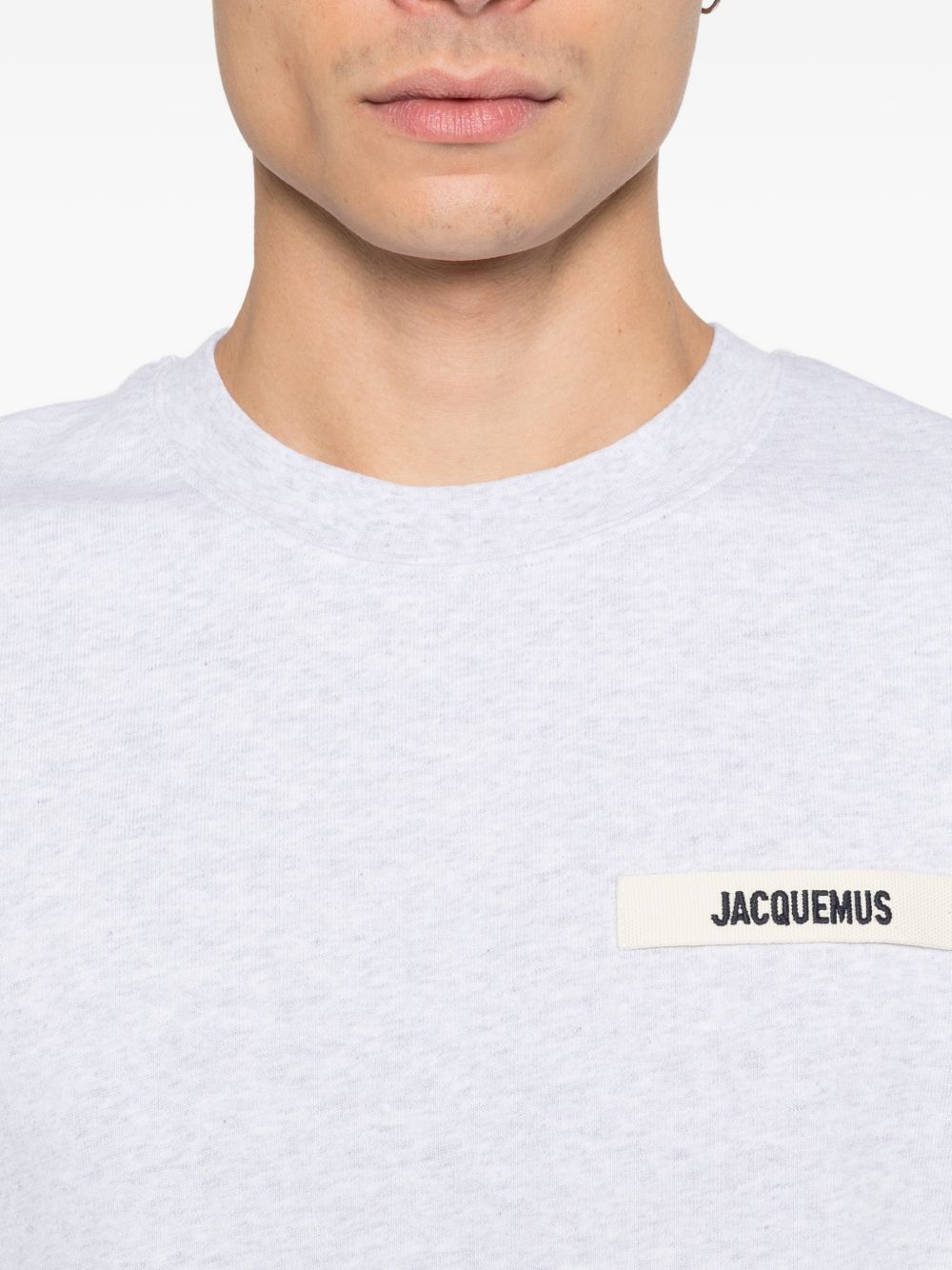 T-shirt con logo e toppa in gros grain in grigio Jacquemus - uomo 
