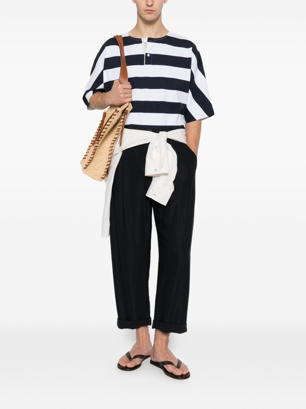 T-shirt a maniche corte a righe in blu e bianco Jacquemus - uomo 
