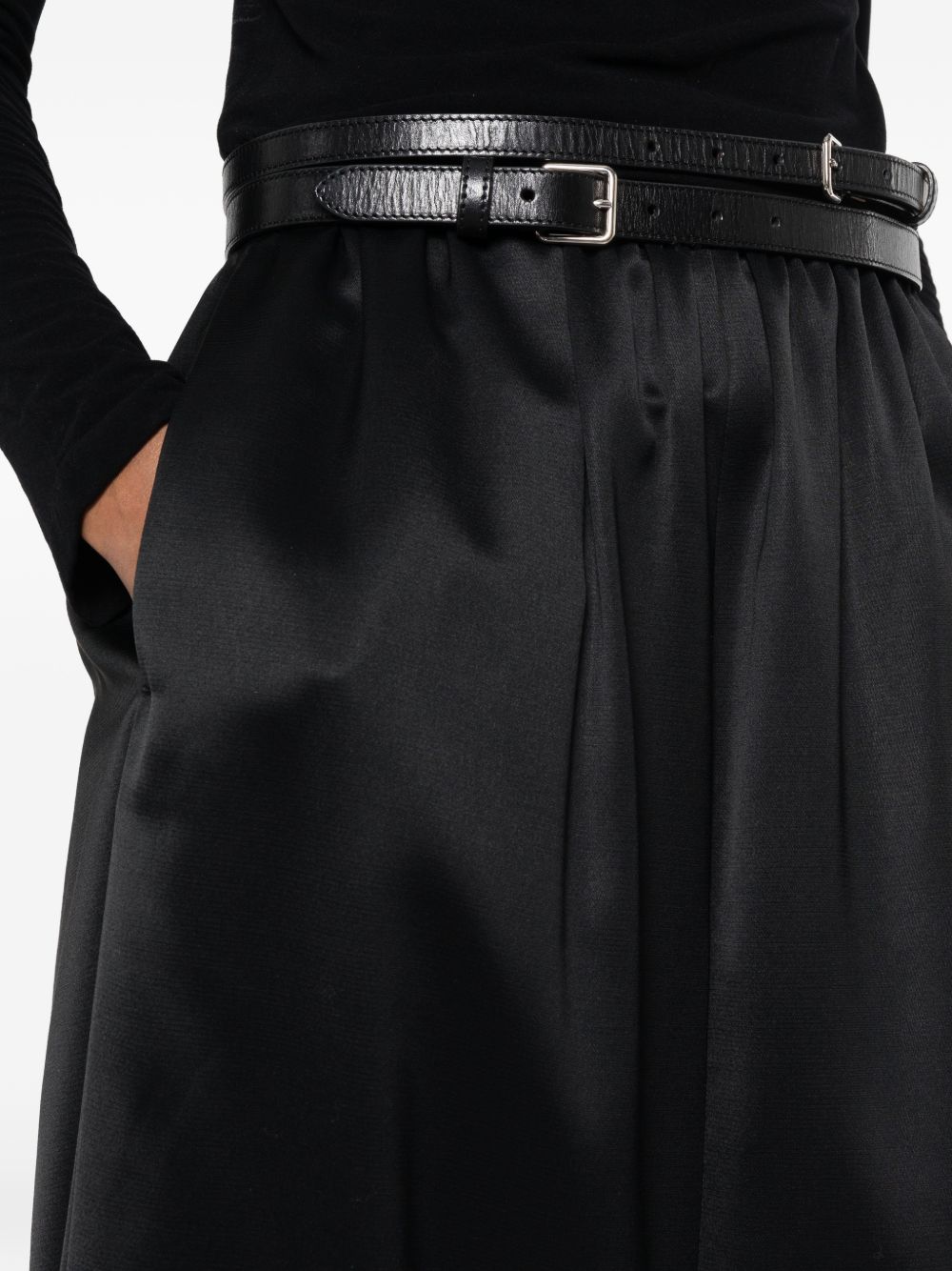 Pantaloni a gamba ampia con finitura satinata in nero Junya watanabe - donna 