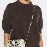 Borsa con stampa serpente kye in beige Khaite - donna 