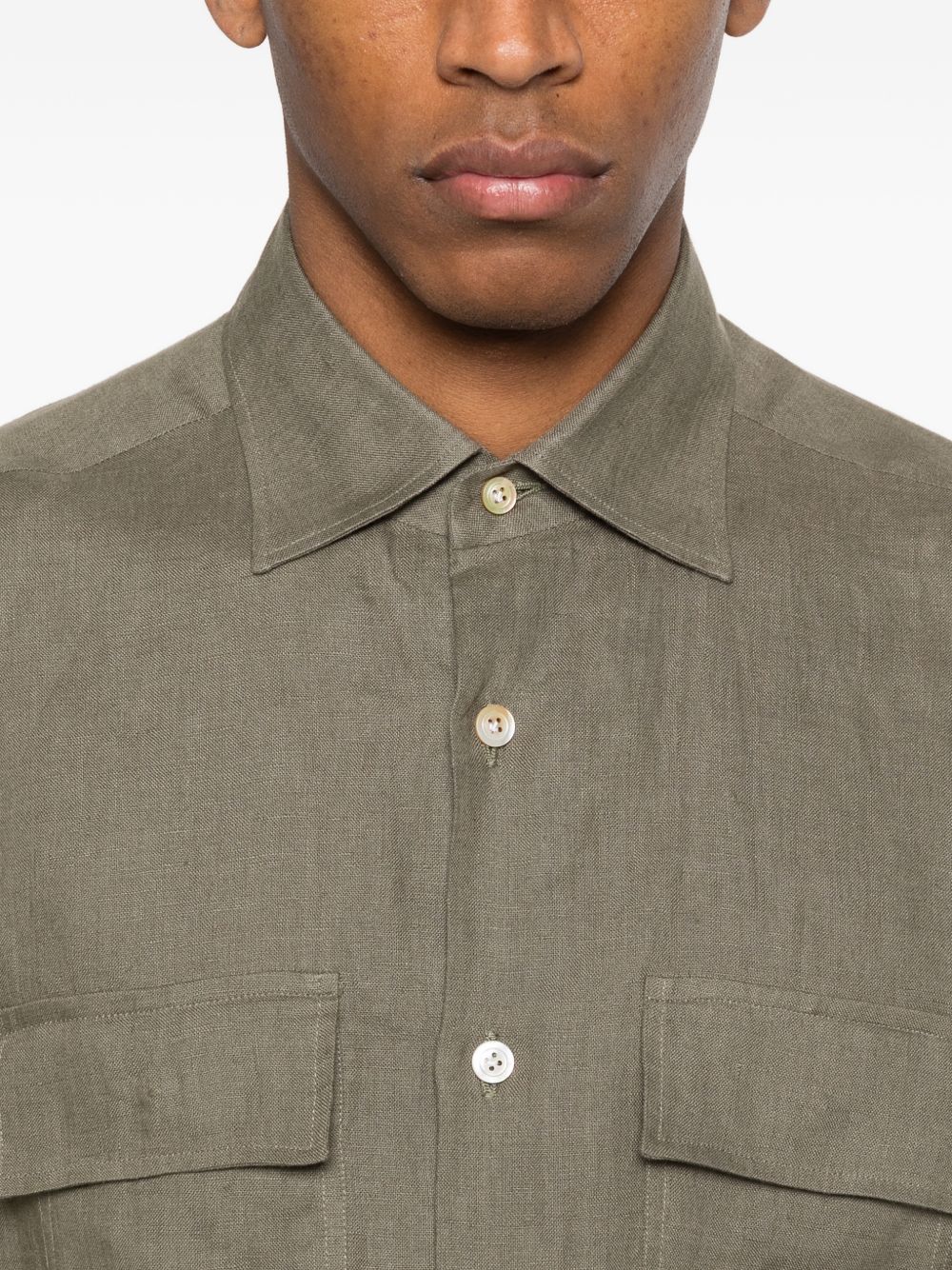 Camicia a maniche lunghe con tasche in verde Kiton - uomo 