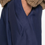 Pantaloncini a pieghe in blu Laneus - uomo 