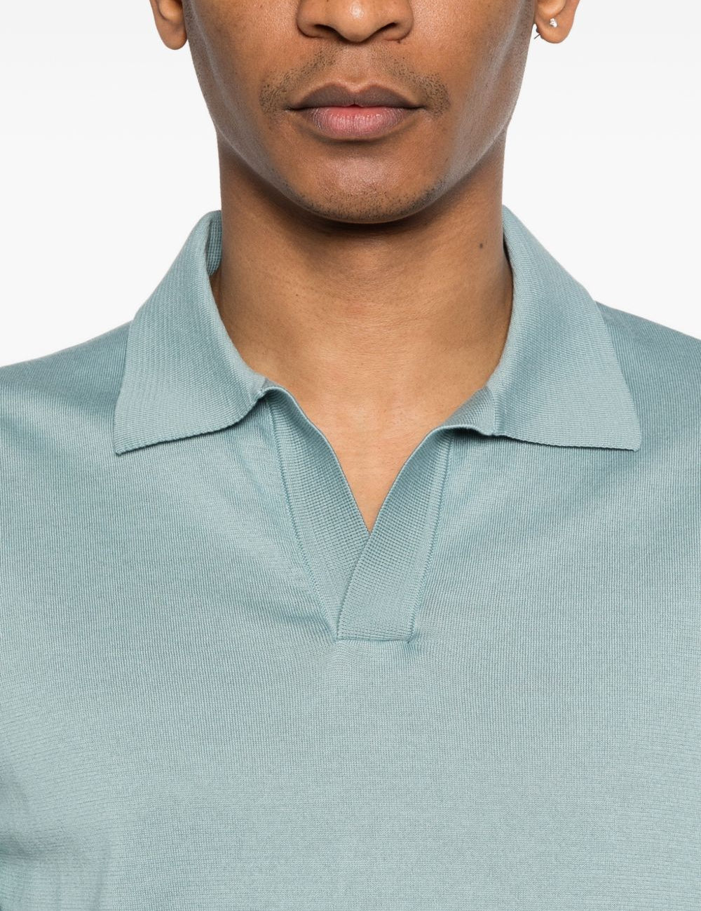 Polo a maniche corte con scollo a v in azzurro Lardini - uomo 