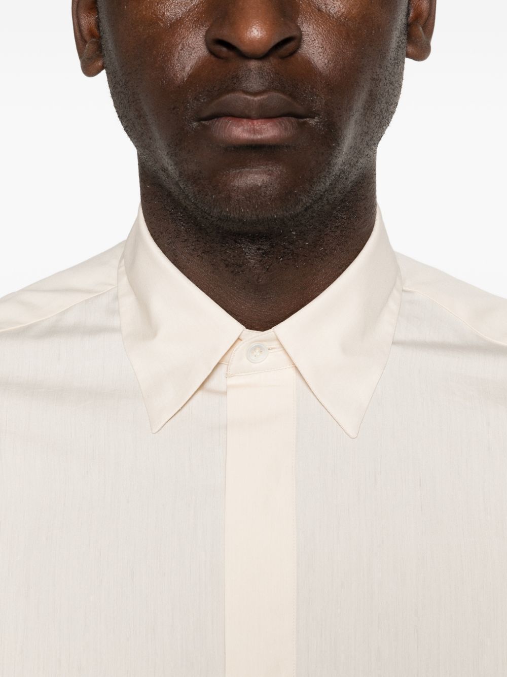 Camicia con colletto a punta in avorio Lardini - uomo 