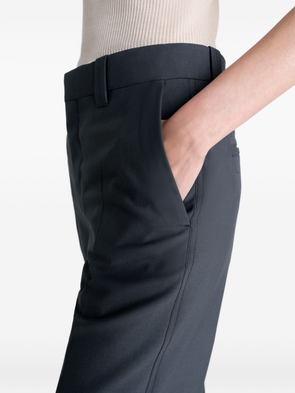 Pantaloni sartoriali dritti con pinces in grigio Lemaire - donna 