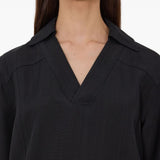 T-shirt con scollo a v ermo in nero Loulou de saison - donna 