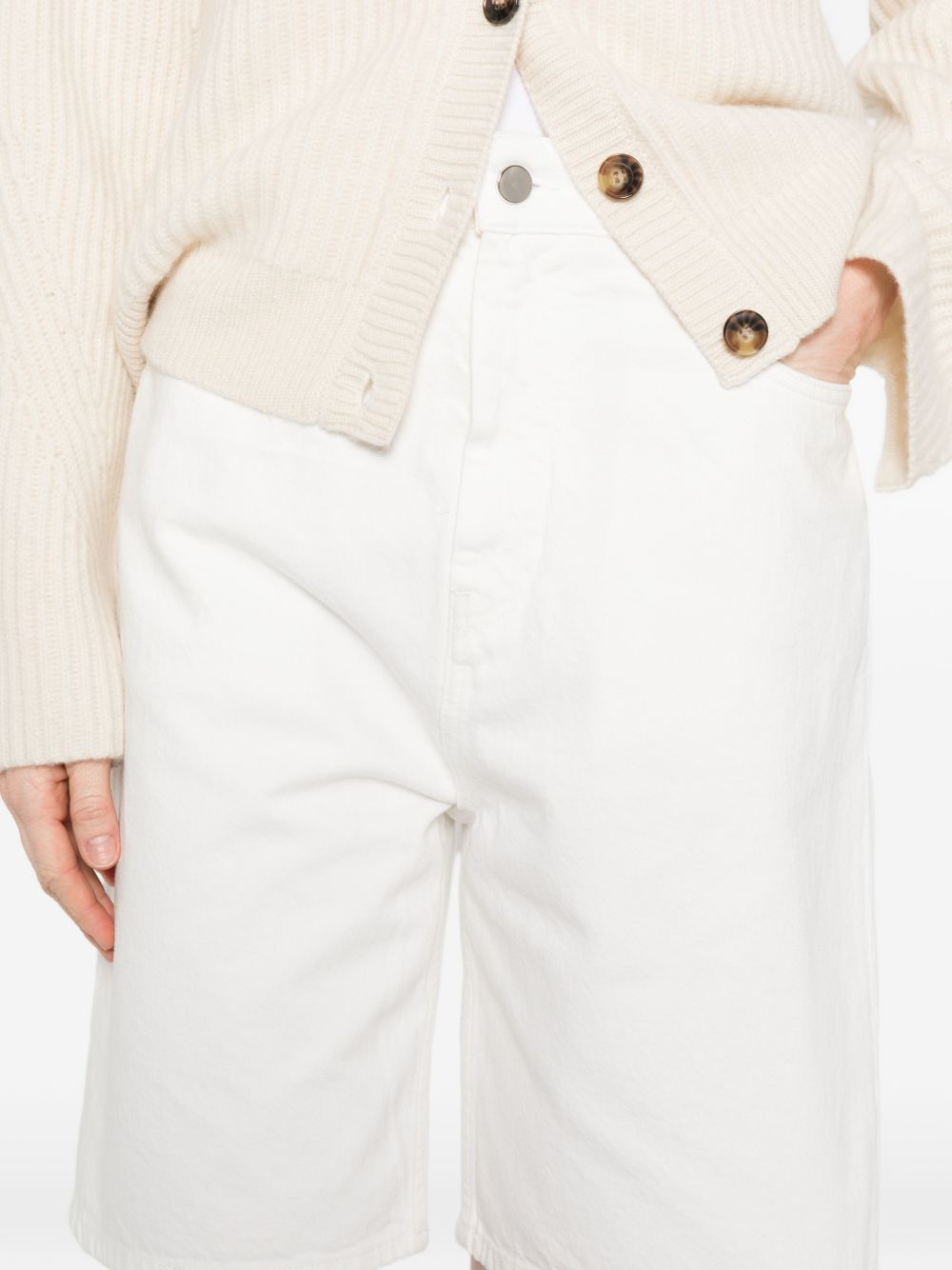 Shorts con taschei in bianco Loulou de saison - donna 