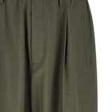 Pantaloni affusolati con elastico in vita in verde Magliano - uomo 