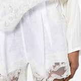 Shorts con bordo in pizzo in bianco Maurizio - donna 