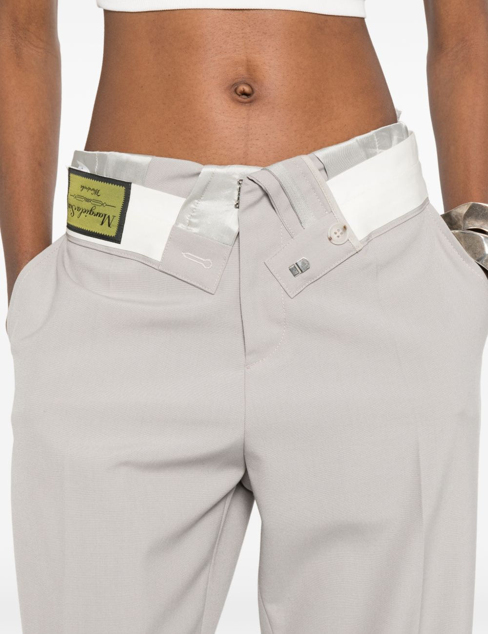 Pantaloni con dettaglio risvolto in grigio MM6 Maison Margiela - donna 