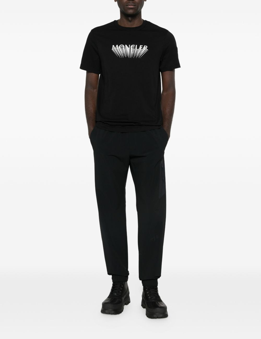T-shirt con logo in nero Moncler - uomo 