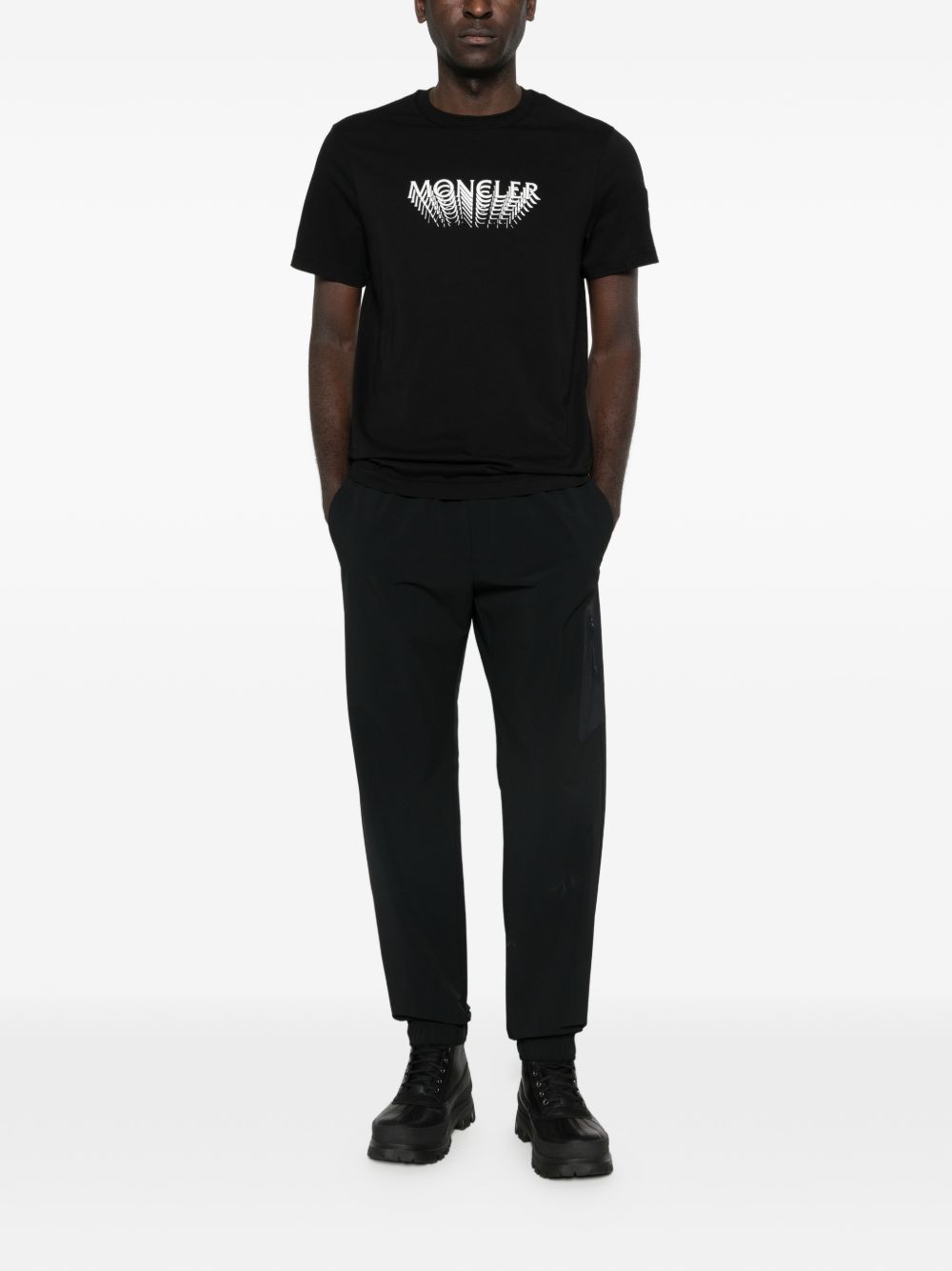 T-shirt con logo in nero Moncler - uomo 