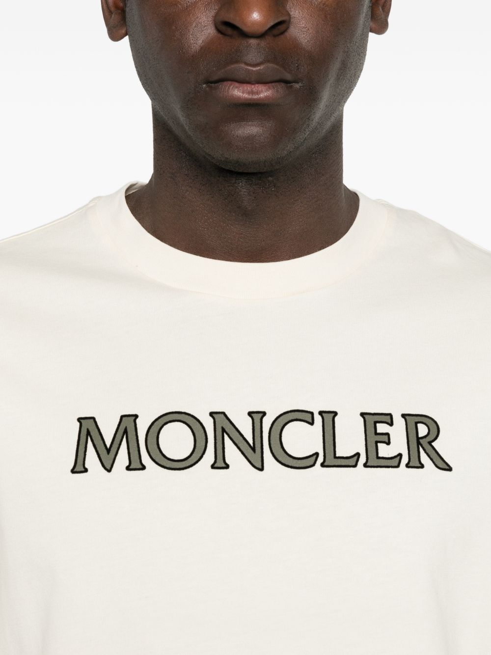 T-shirt con logo in beige Moncler - uomo 