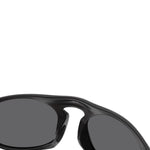 Occhiali da sole con logo in nero Oakley - unisex 